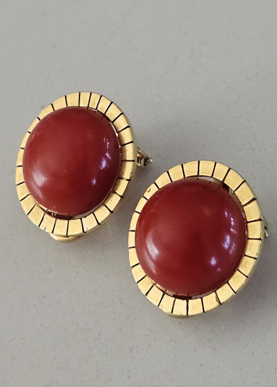 Luxury Custom Made Southwestern Solid 18k Yellow Gold Red Coral Clip Earrings